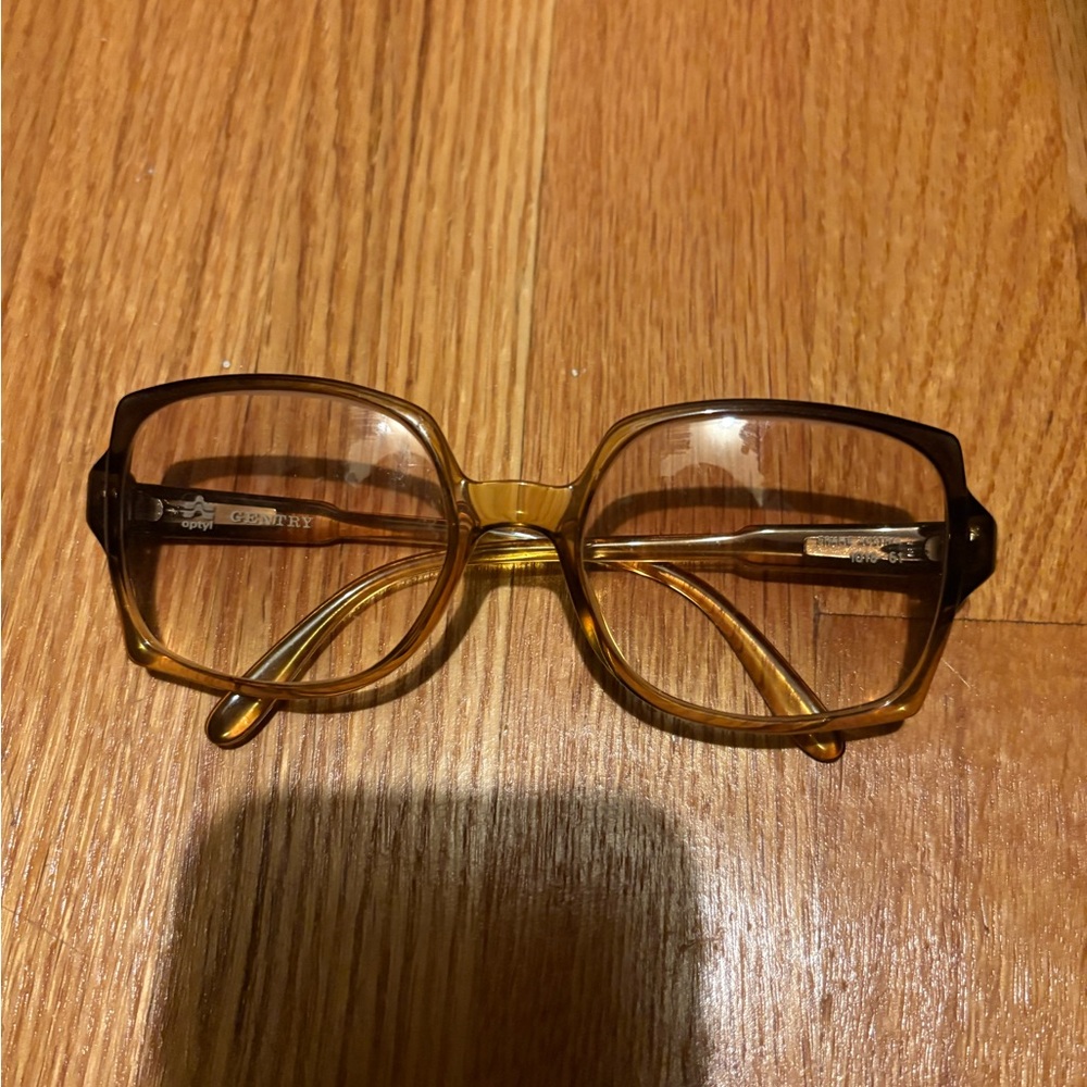 Vintage Brown Frame Glasses